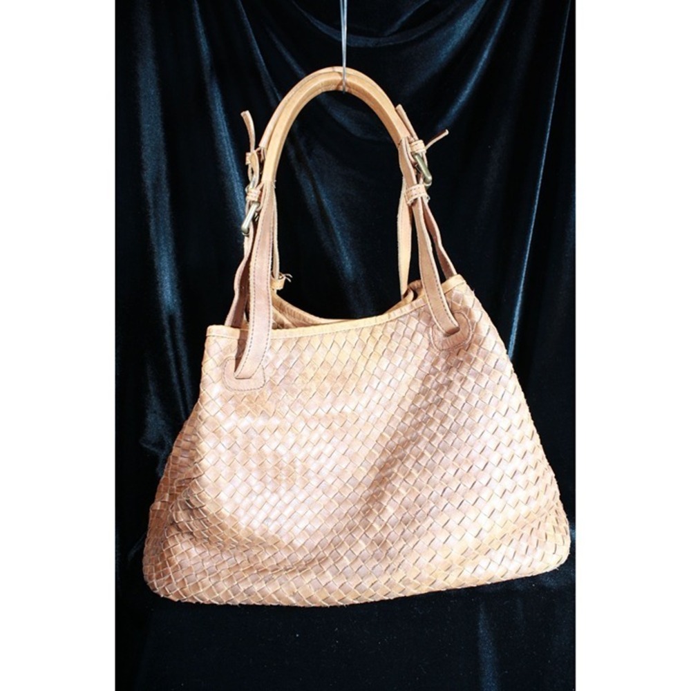 Valentina Leather Handbag - Picture 3 of 12